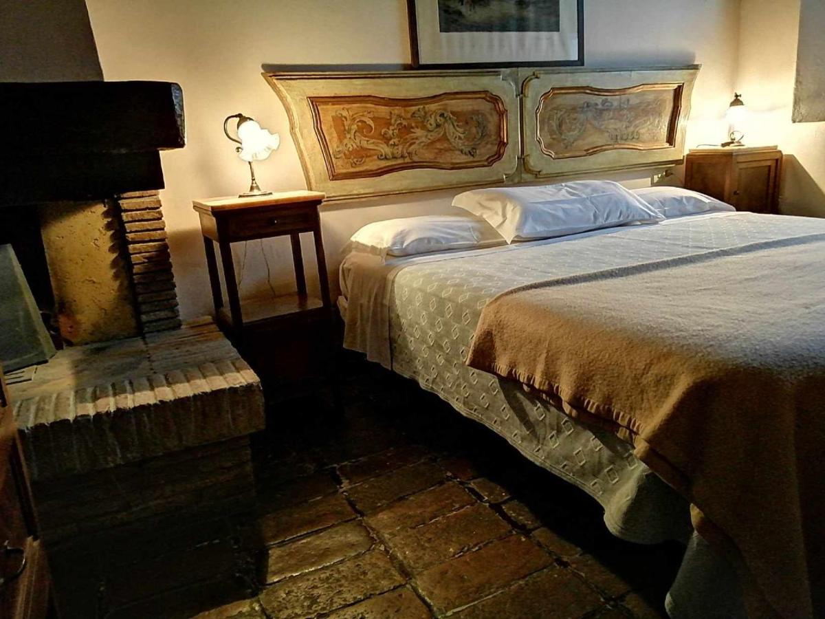 Beb Le Case Rosse Bed & Breakfast Verucchio Exterior photo