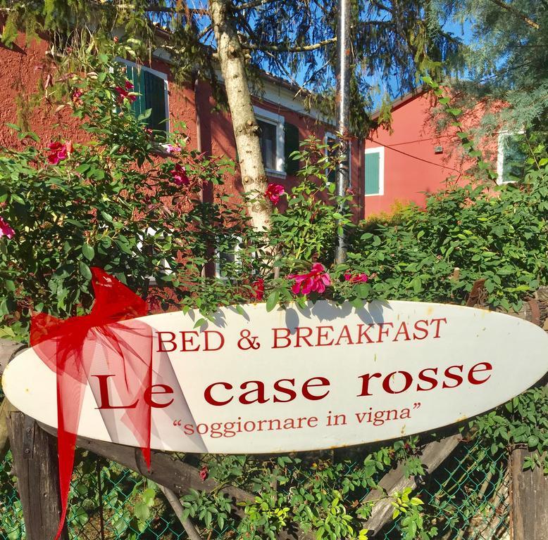 Beb Le Case Rosse Bed & Breakfast Verucchio Exterior photo